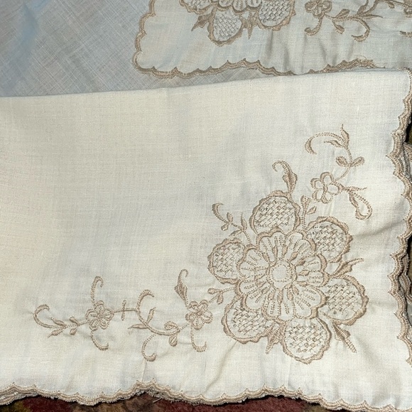 9-pc Antique Vintage Madeira Napkins & Table Runner Cream Ivory Tonal Stitching - Picture 2 of 8